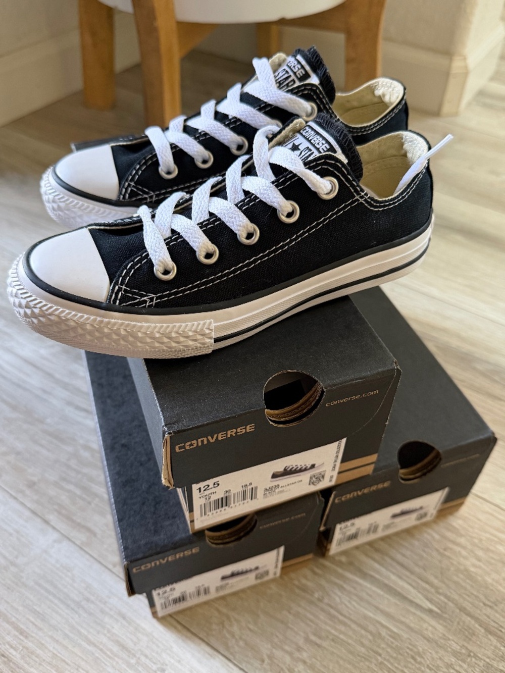 Converse - Picture 5 of 5